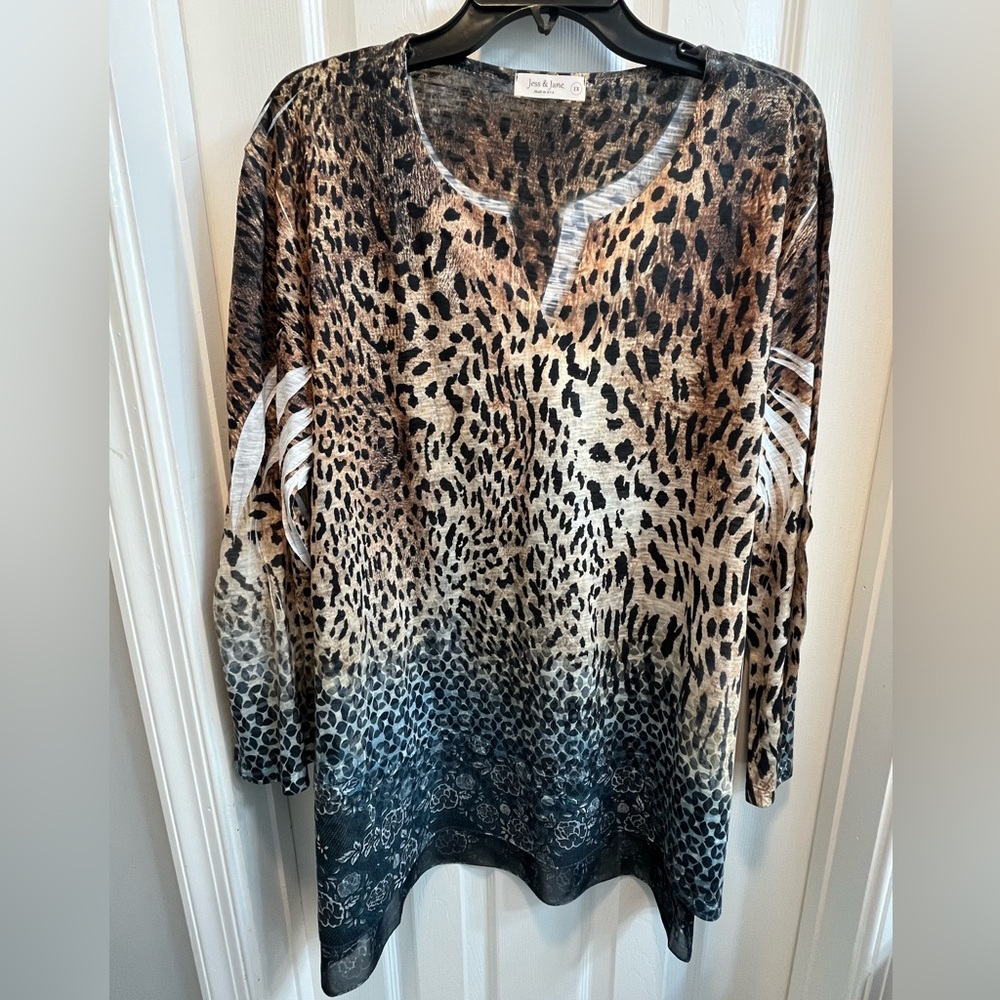 Jess & Jane Leopard Ombre Long Sleeve Top Size XL